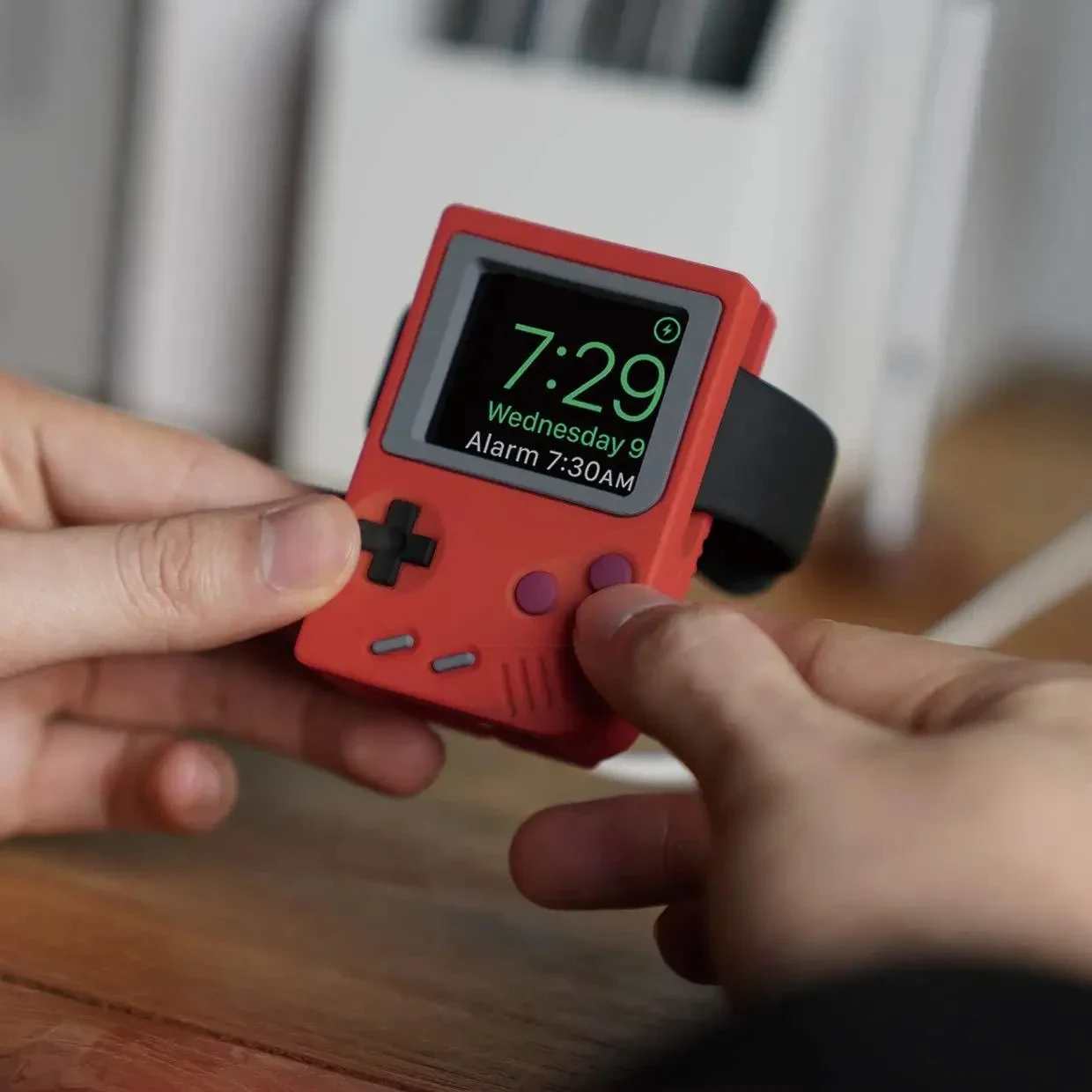 حامل سيليكون لشاحن ساعة آبل، م - مراجعة Retro Gaming Expo وسعره